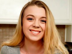 An innocent playful teen Ashley Manson knows how to give a head